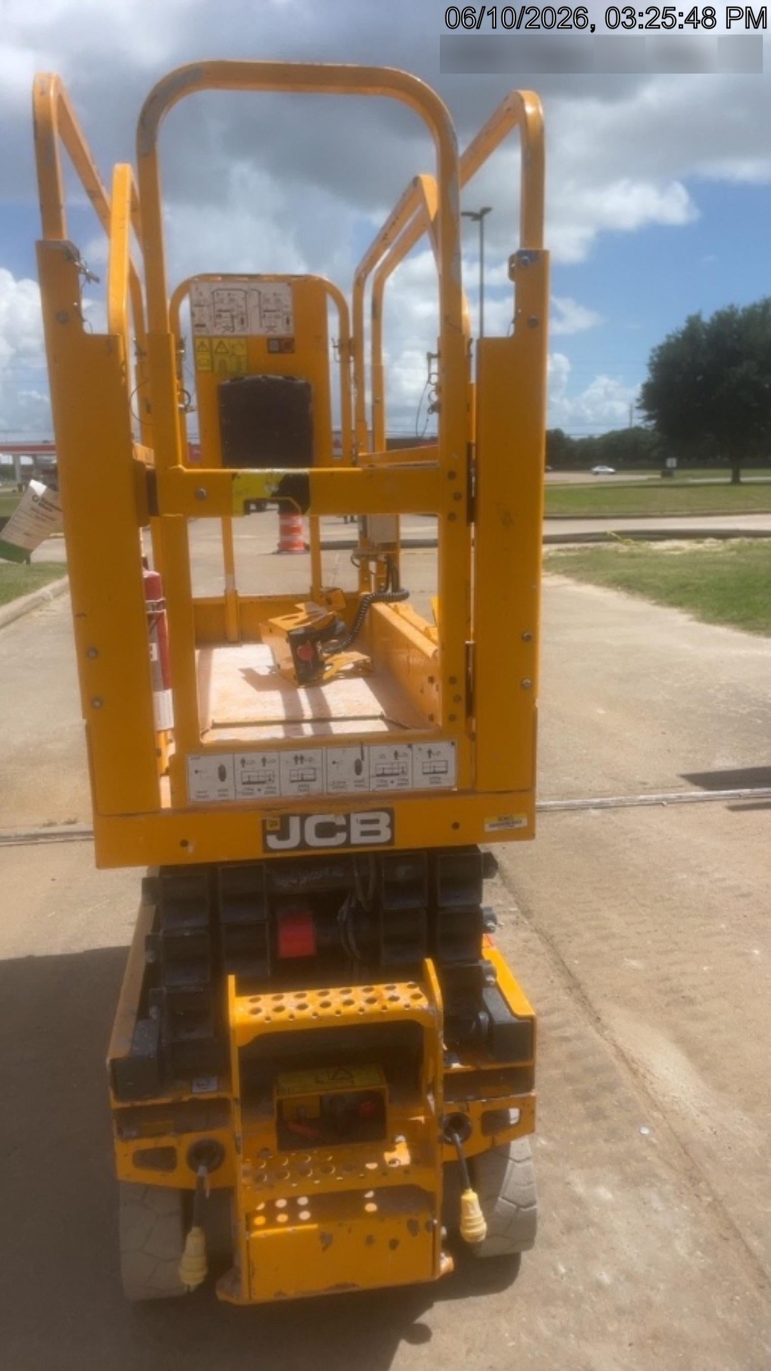 2023 JCB S1930E