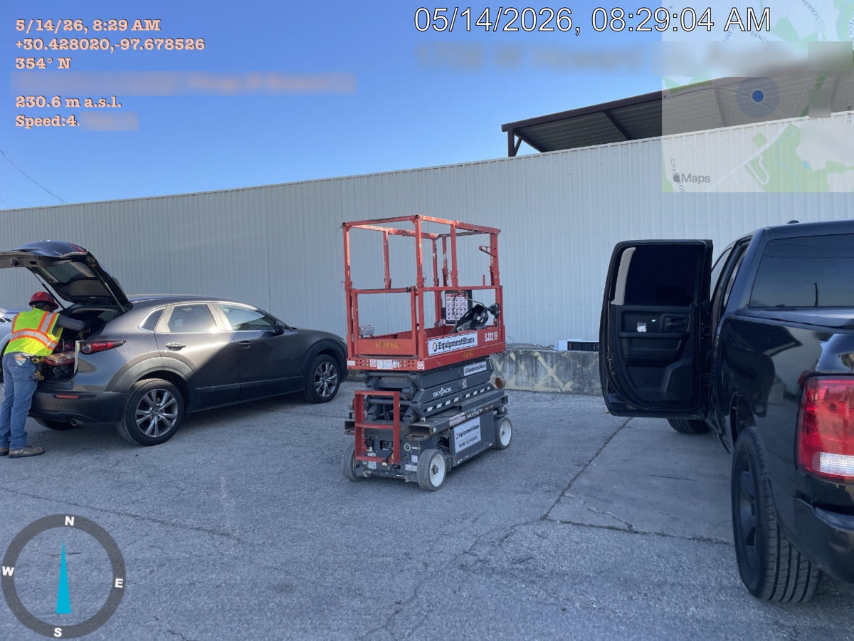 2020 Skyjack SJIII-3219 Solid NM Tires, Half height spring hinged entry gate, Dual Beacons, 800W Inverter