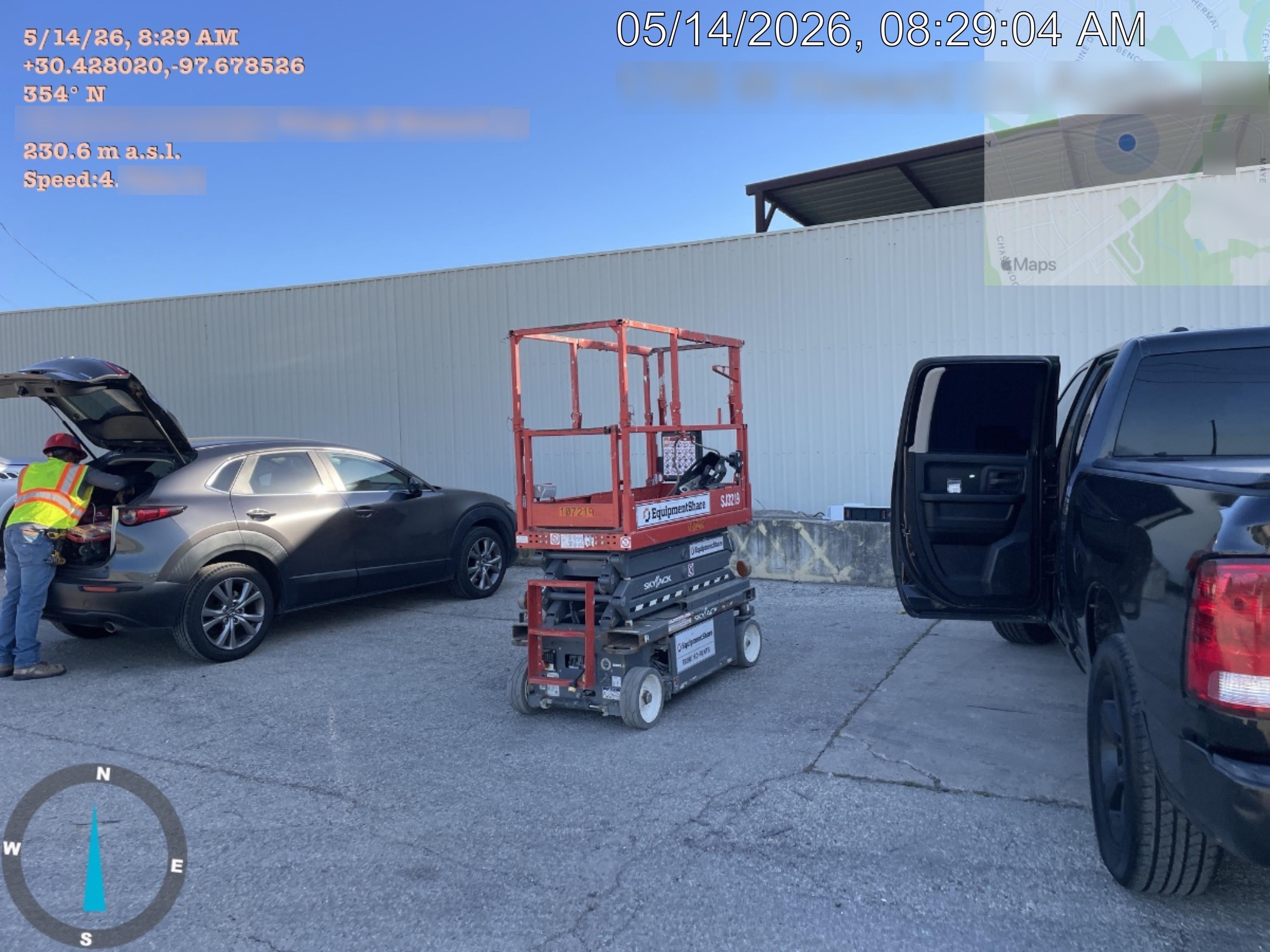 2020 Skyjack SJIII-3219 Solid NM Tires, Half height spring hinged entry gate, Dual Beacons, 800W Inverter