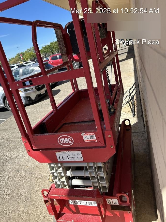 2020 MEC 1330SE Solid NM Tires, Steel Swing out Doors, LCS, Beacon, 900W Inverter