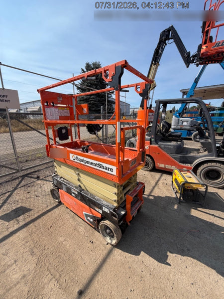 2021 JLG ES1932