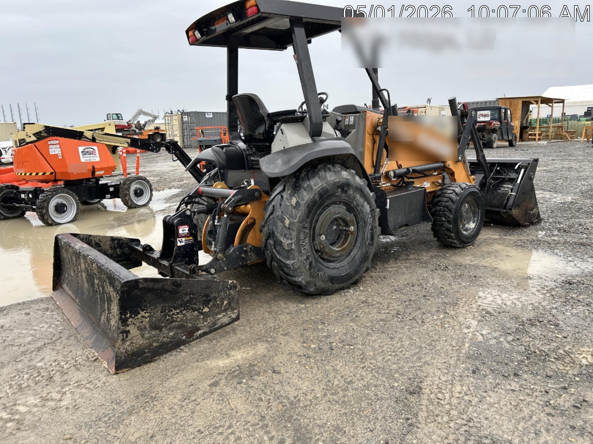 2022 CASE 570N EP