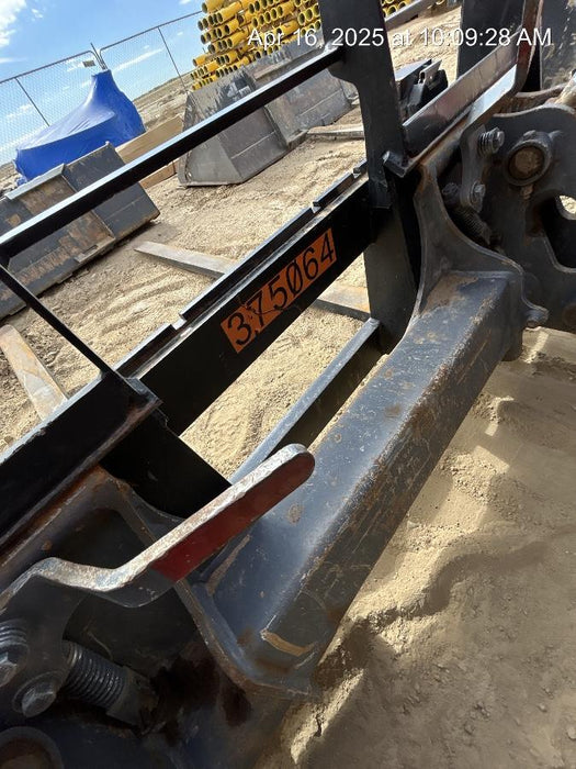 2023 ARROW MATERIAL HANDLING 72" Pallet Forks - Arrow