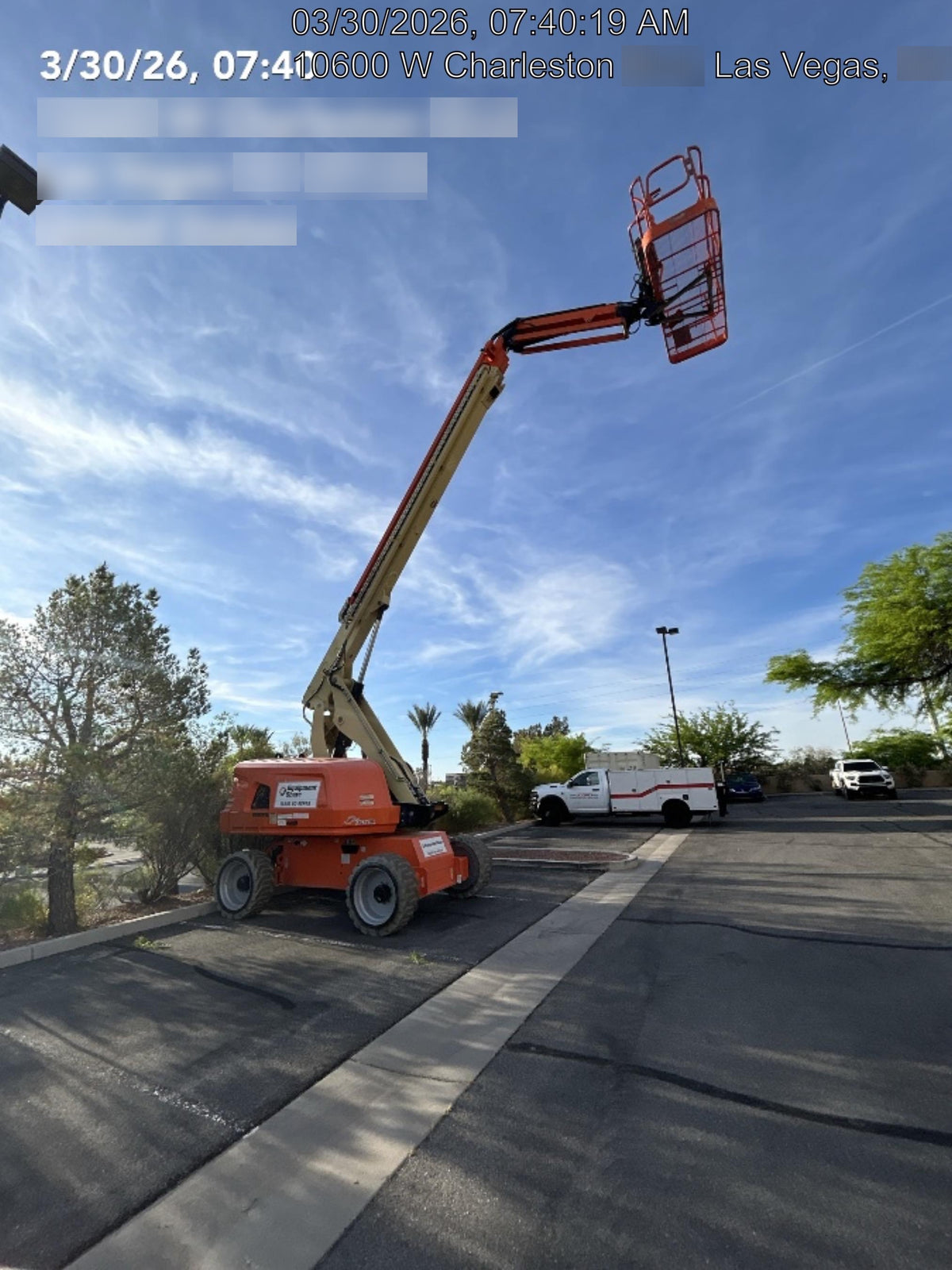 2019 JLG 660SJ