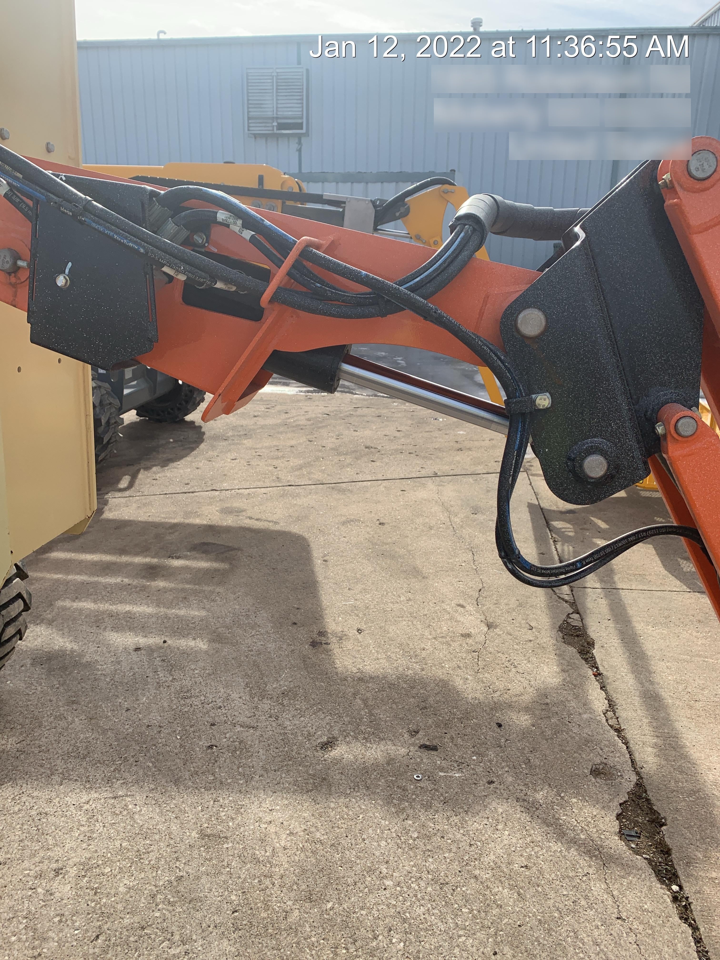 2019 JLG 450AJ