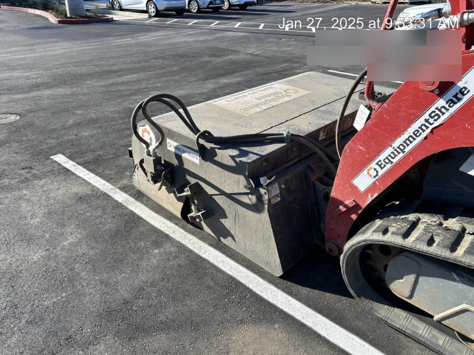 2019 PALADIN Sweepster SB72