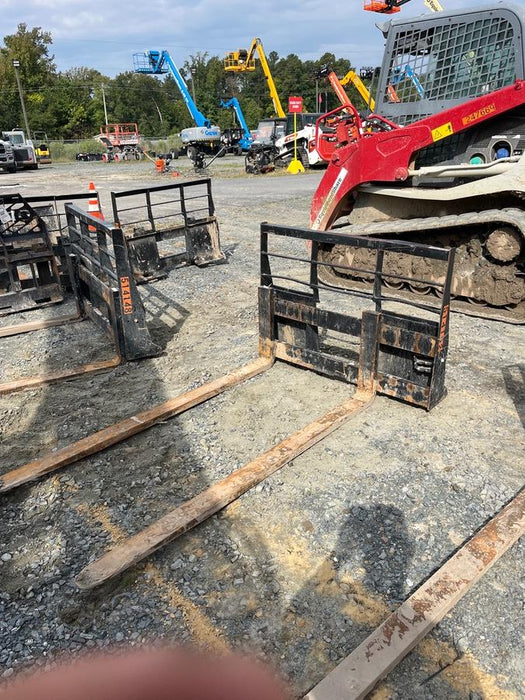 2025 ARROW MATERIAL HANDLING 48" Pallet Forks - Arrow