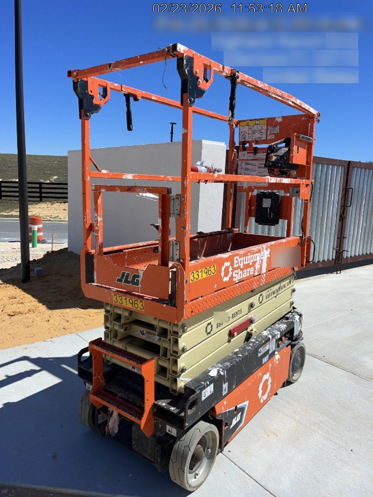 2021 JLG ES1932