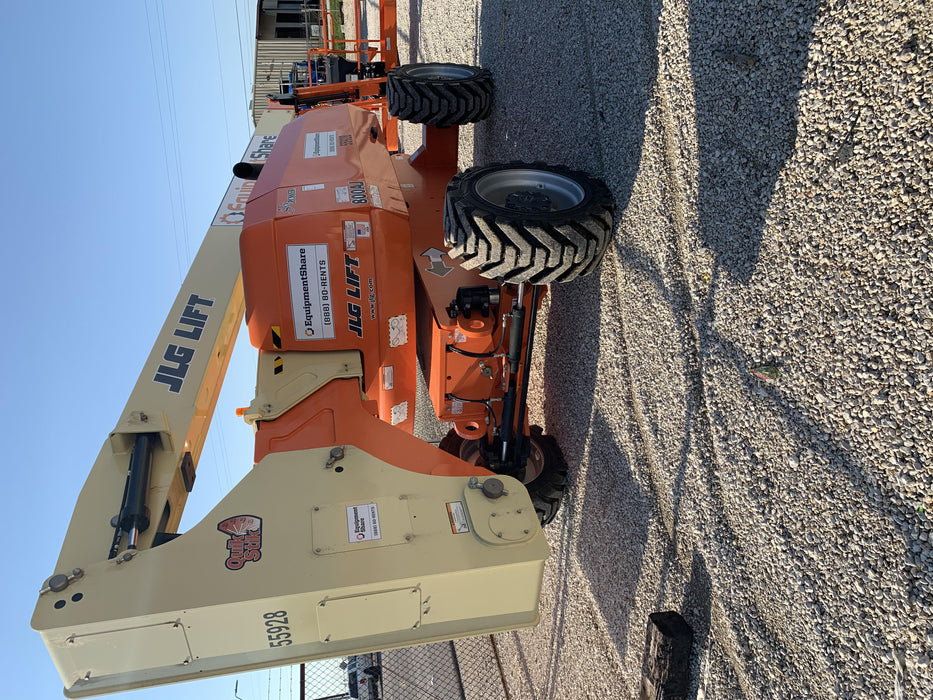 2020 JLG 800AJ