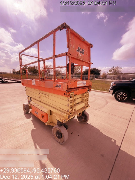 2016 JLG 3246ES