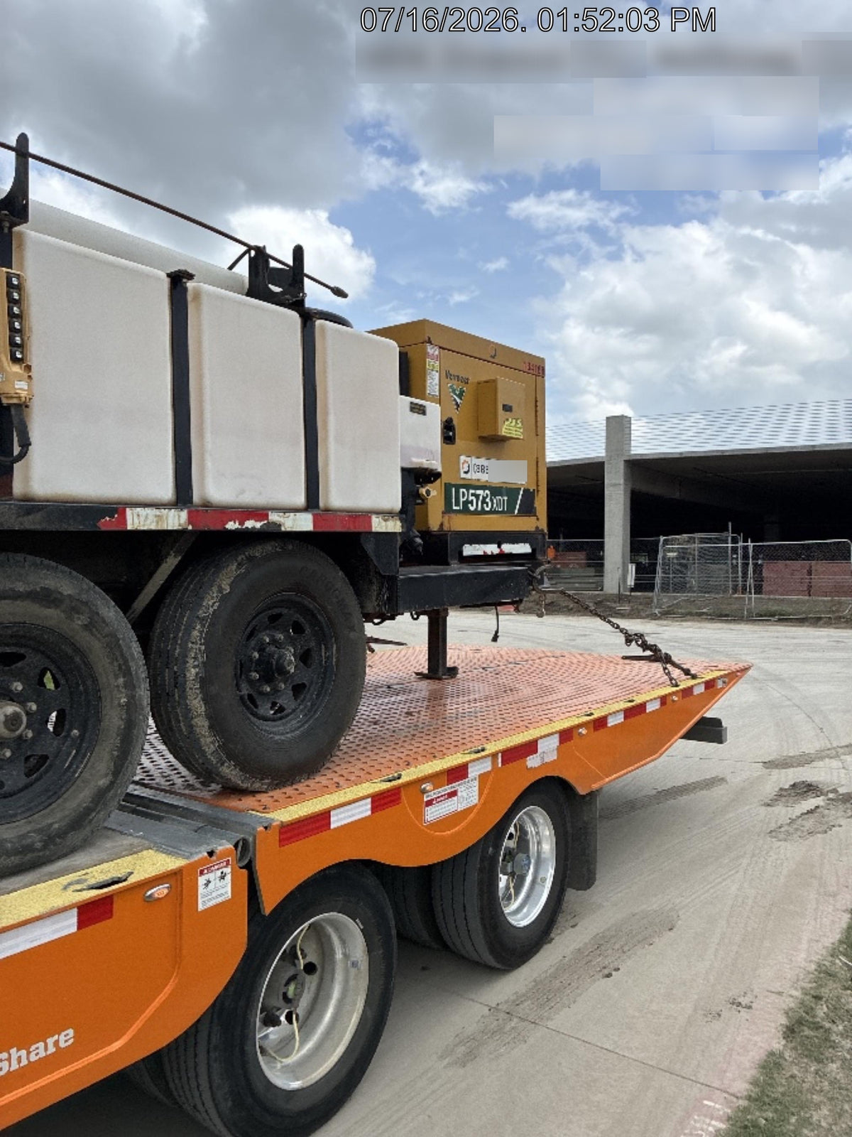 2021 VAC-TRON LP573XDT