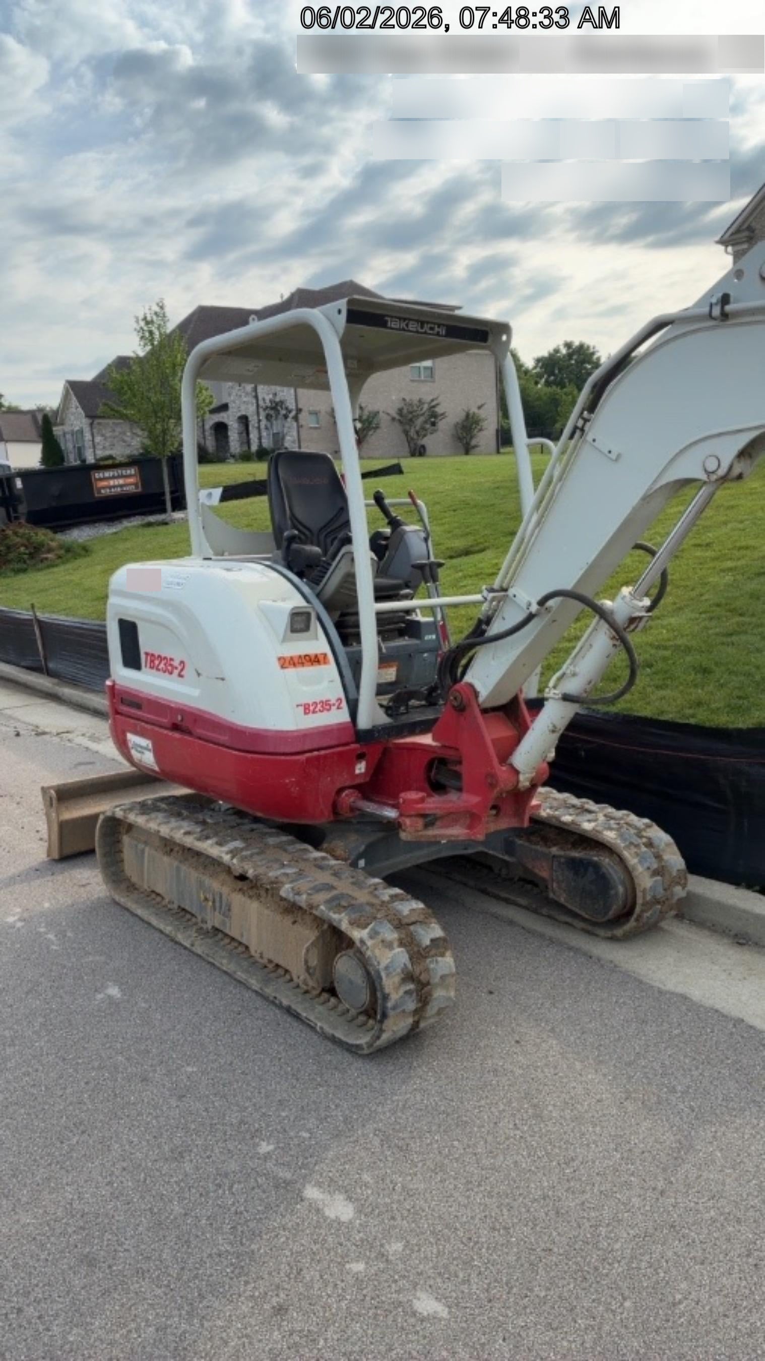 2022 TAKEUCHI TB235-2R