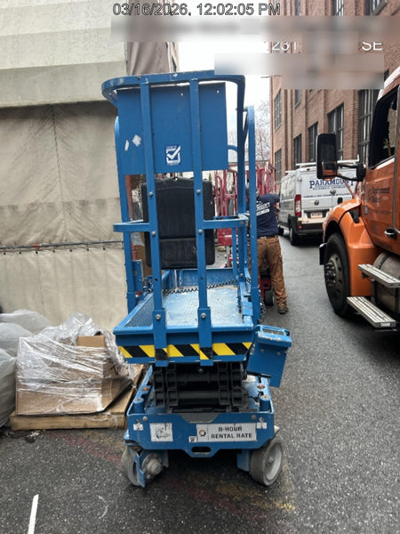 2021 GENIE GS-1330m