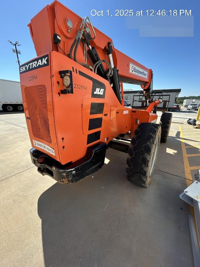 2022 SKYTRAK 8042