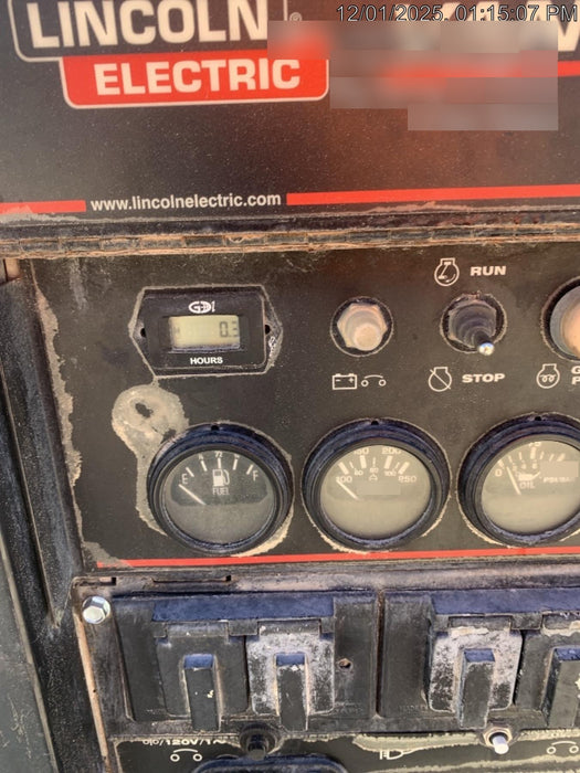 2019 Lincoln Electric Vantage 322 Welder Ready-Pak 3, Two wheel trailer, Fender and Light kit, Cable Rack