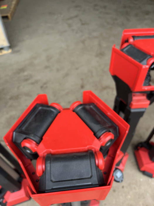 2022 MILWAUKEE 2136-20