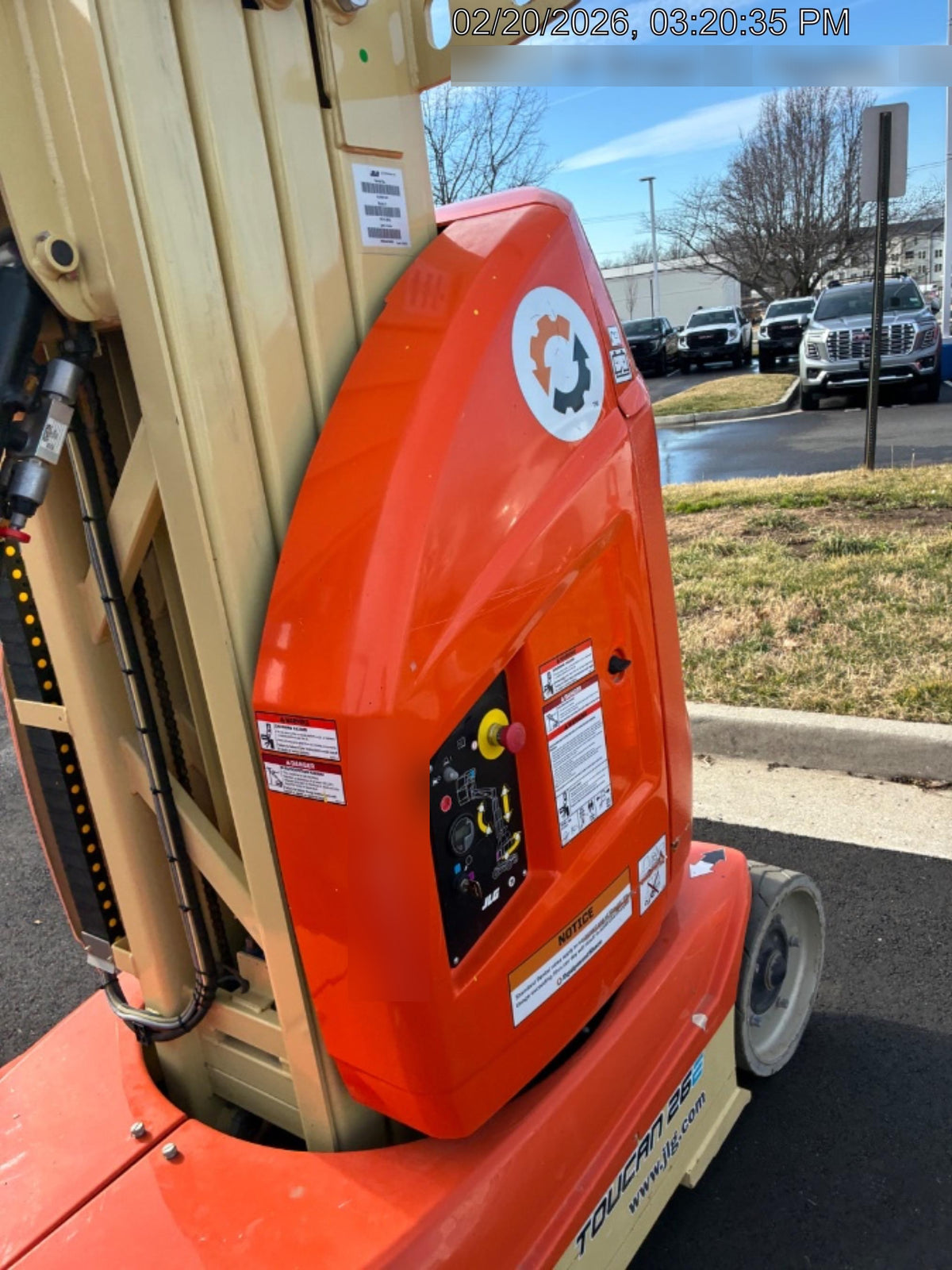 2022 JLG 26E