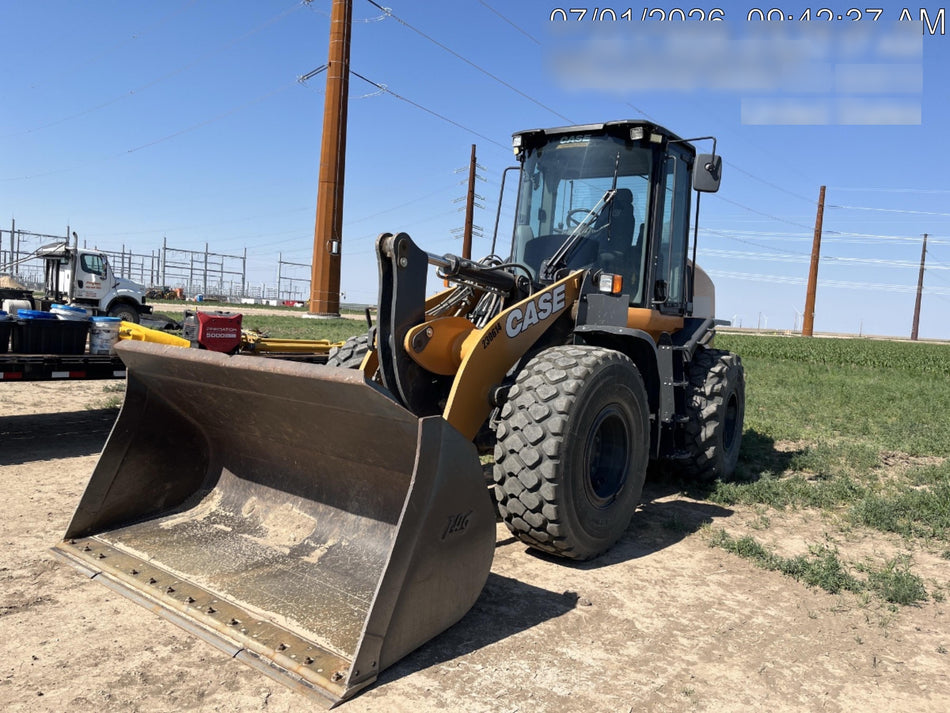 2022 CASE 621G