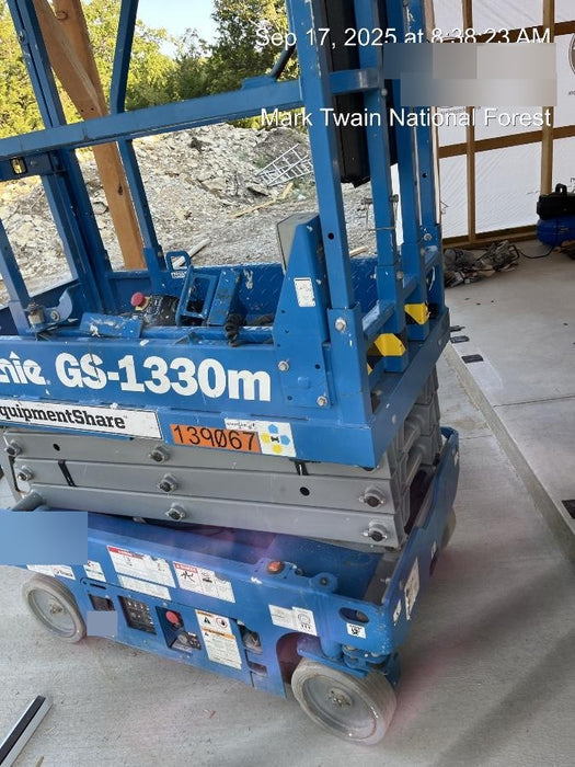 2021 GENIE GS-1330m