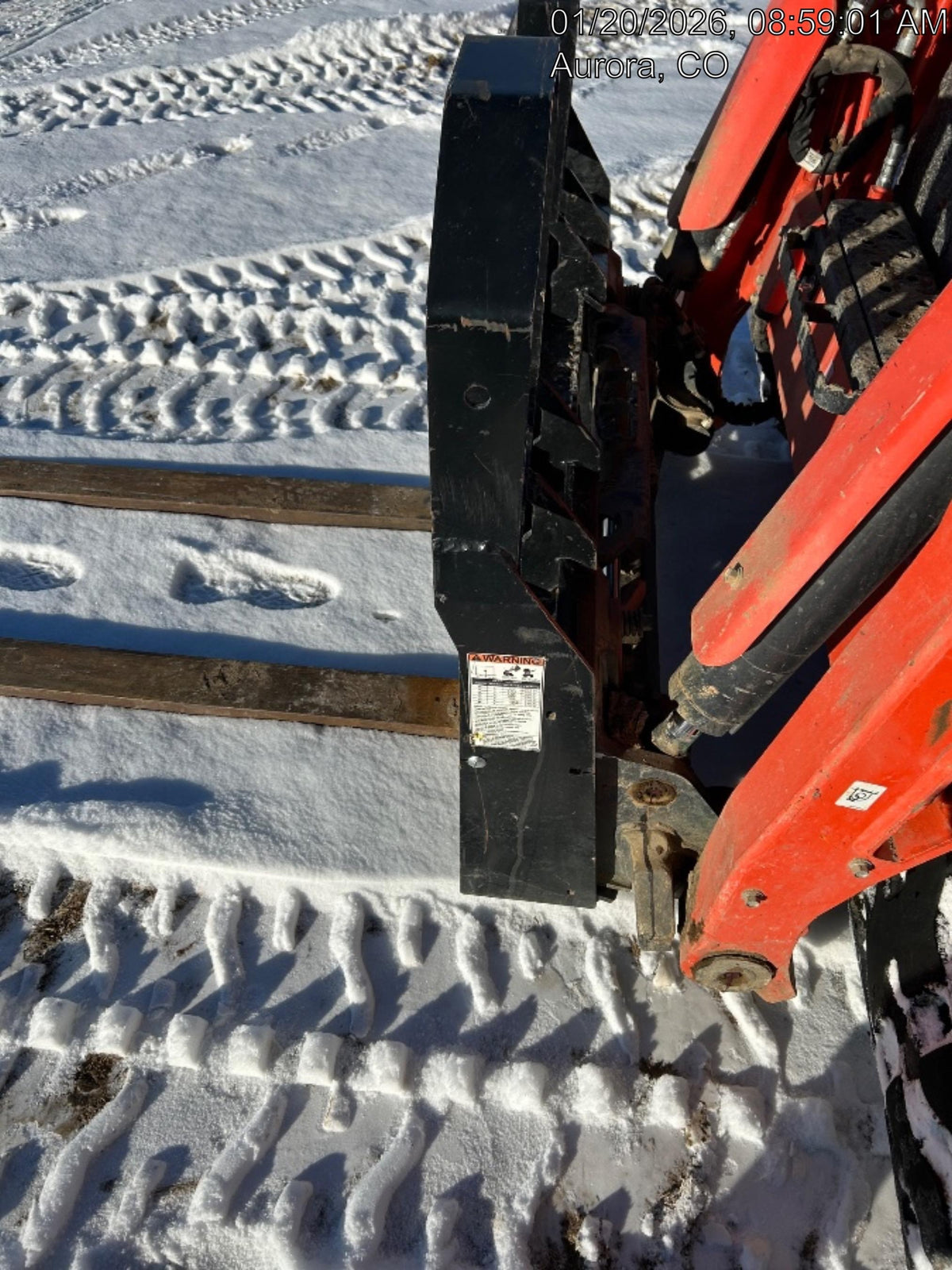 2022 TAKEUCHI 48" Pallet Forks - Takeuchi