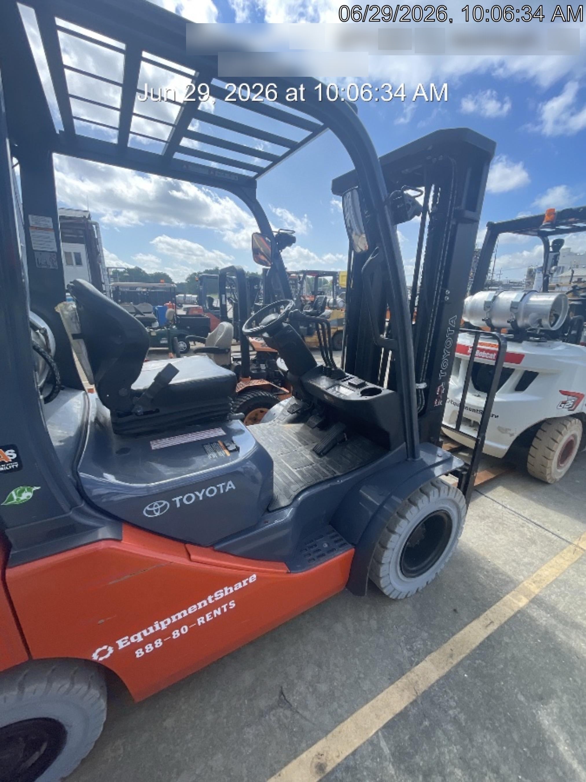2022 TOYOTA 50-8FGU25