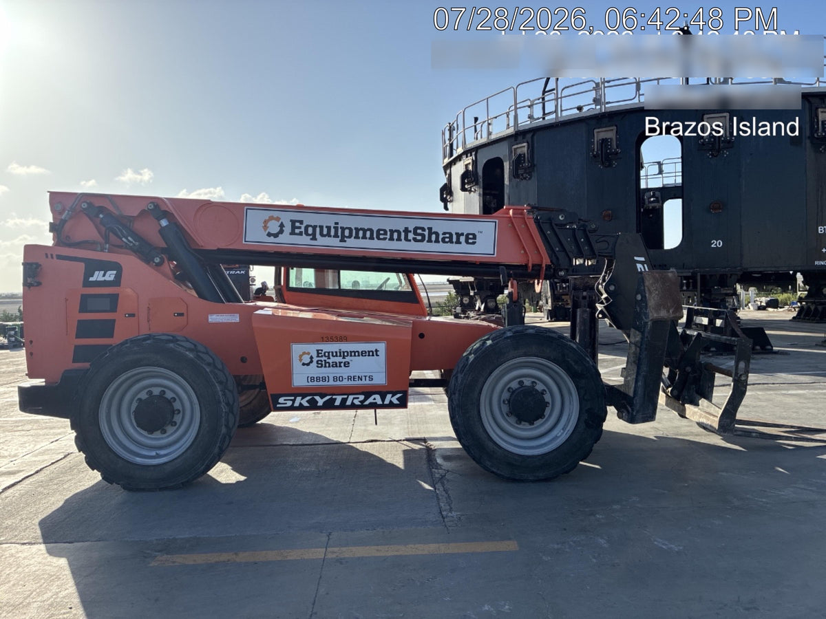 2021 JLG 12054