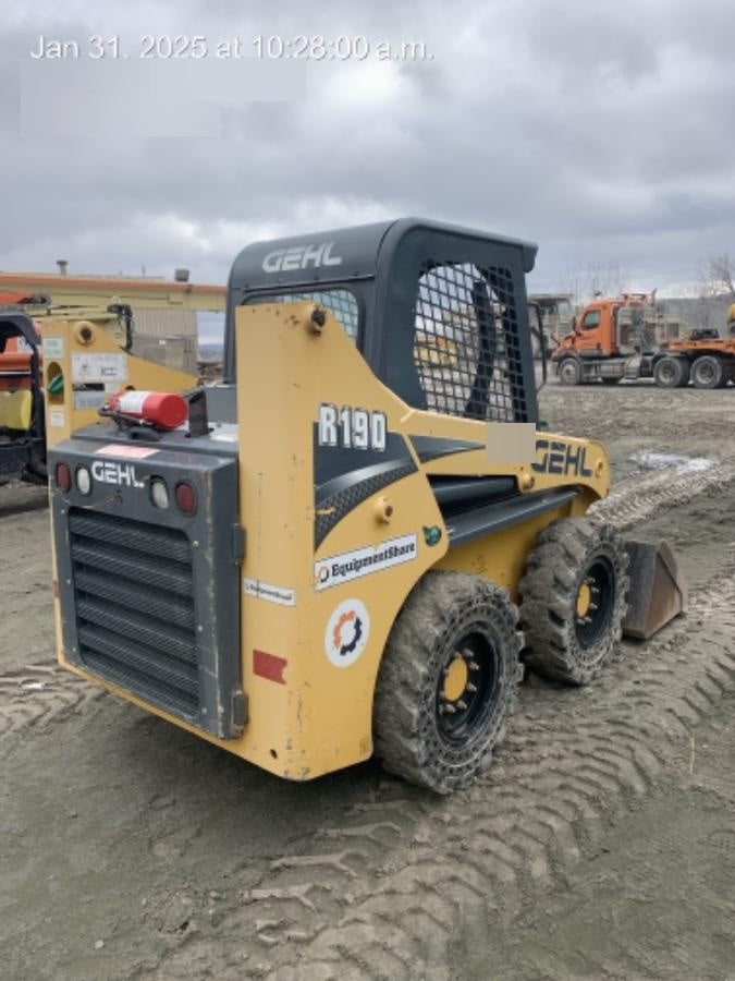 2016 GEHL R190