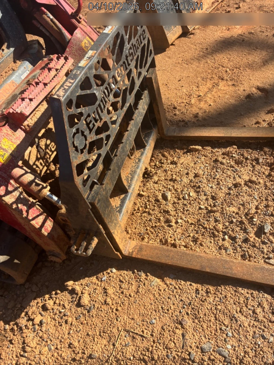 2022 PALADIN 48" Pallet Forks - Paladin