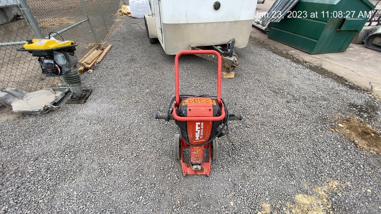 2020 HILTI TE 3000-AVR