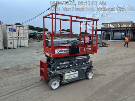 2020 Skyjack SJIII-3219 Solid NM Tires, Half height spring hinged entry gate, Dual Beacons, 800W Inverter
