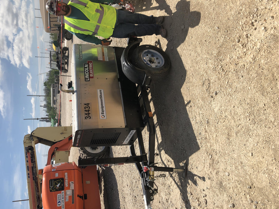 2019 Lincoln Electric Vantage 322 Welder Ready-Pak 3, Two wheel trailer, Fender and Light kit, Cable Rack