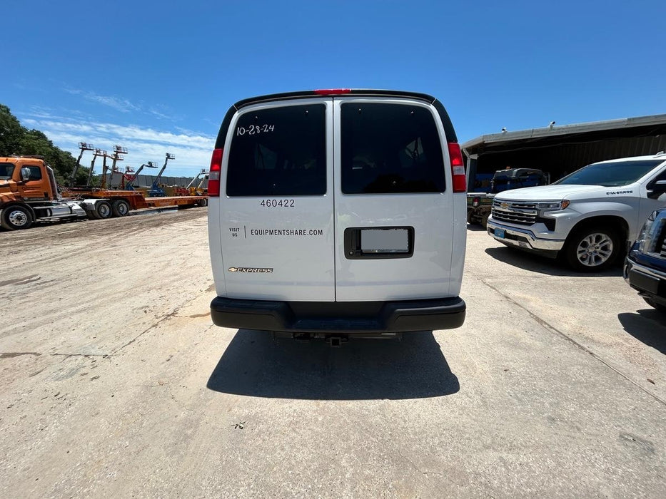 2024 CHEVROLET Express Van - Rental