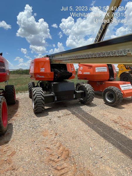 2023 JLG 660SJ