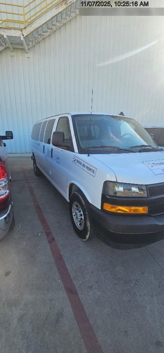 2023 CHEVROLET Express Van - Rental