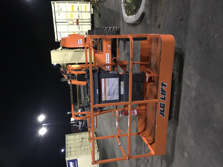 2020 JLG 450AJ