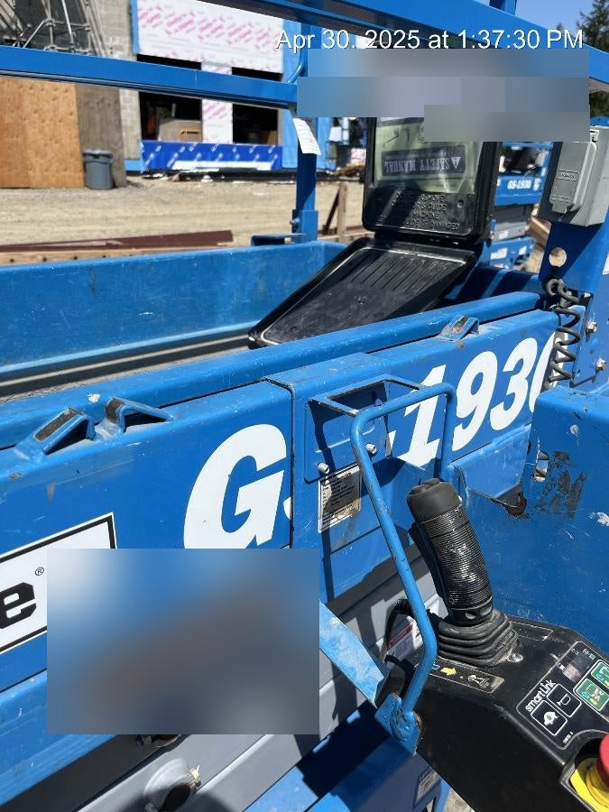 2019 Genie GS-1930 Half Height Swing Gate, 800W Inverter