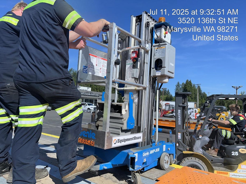 2021 GENIE AWP-30S DC