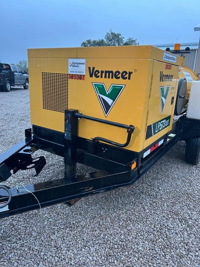 2023 Vac-Tron LP573XDT T4 Koehler Diesel Engine, 500 Gallon Debris Tank, x2 100 Gallon Water Tanks