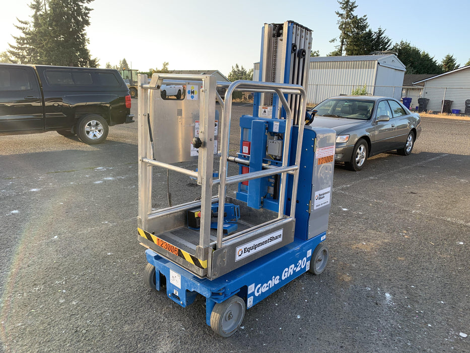 2020 GENIE GR-20