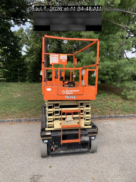 2022 JLG ES3246