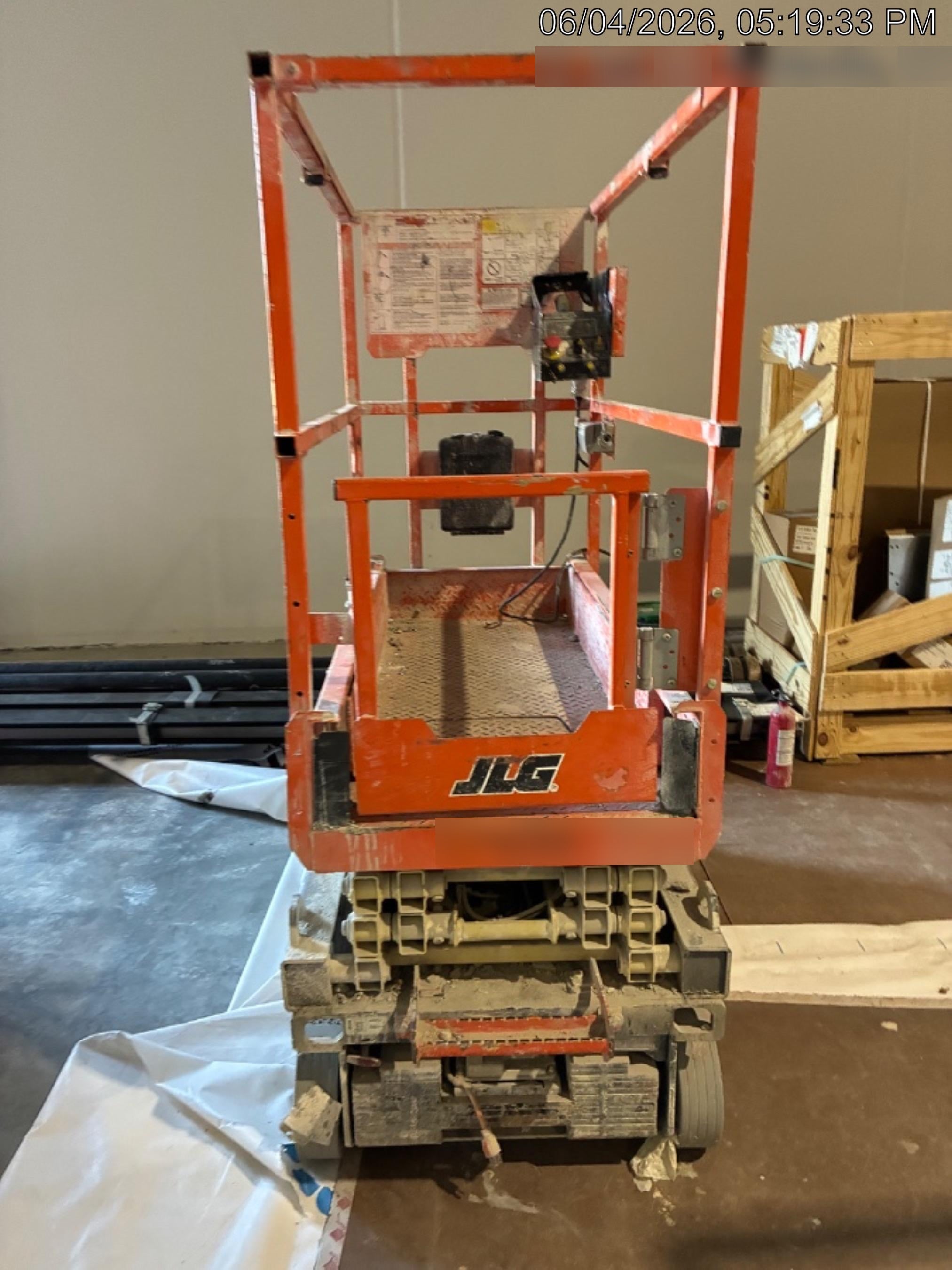 2021 JLG ES1330L