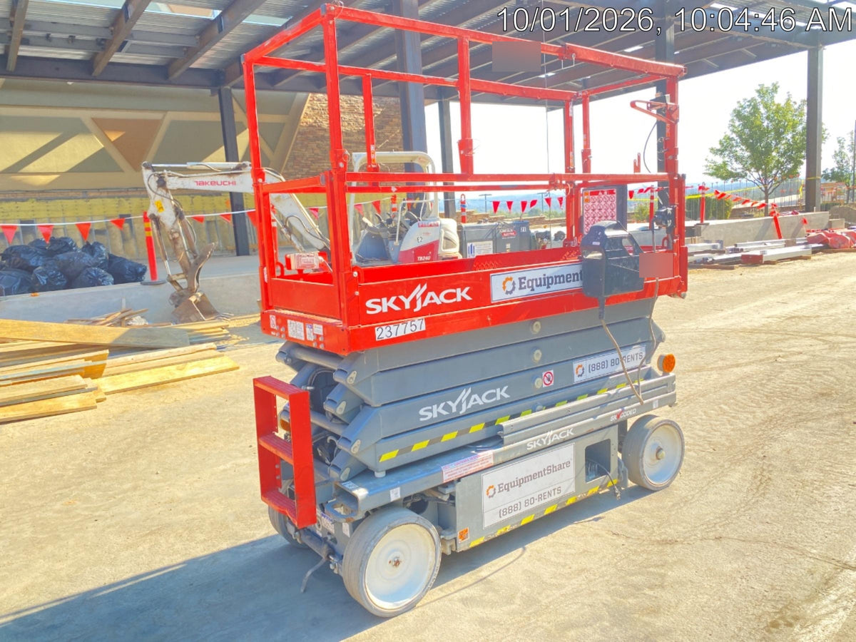 2022 SKYJACK SJ3226