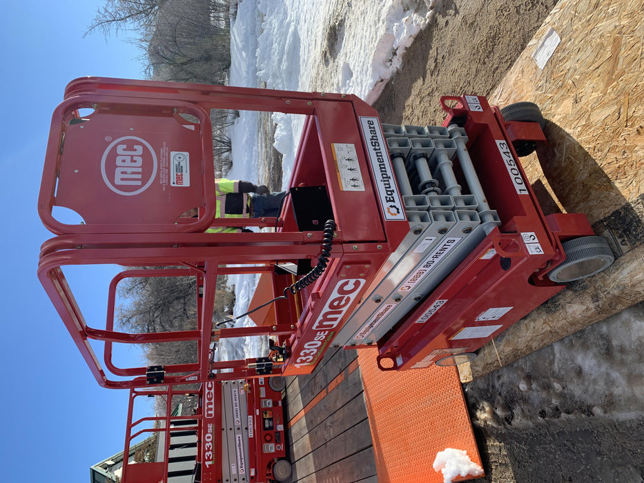 2020 MEC 1330SE Solid NM Tires, Steel Swing out Doors, LCS, Beacon, 900W Invertor