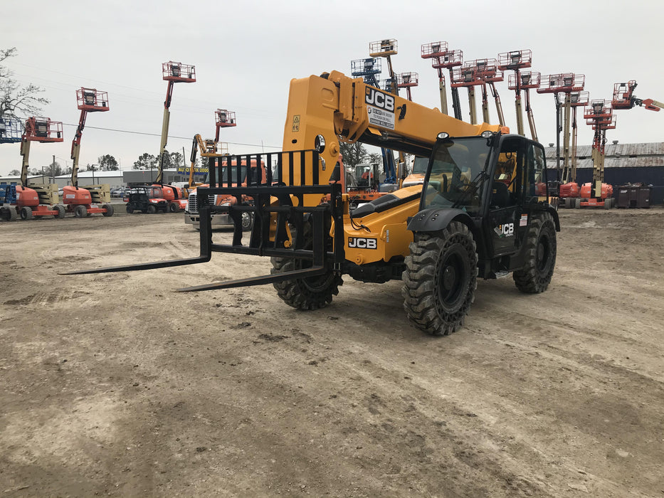 2020 JCB 509-42 Cab/Heat/Air, Solid Tires, Work Lights, Beacon, Aux Hydraulics, Back up Alarm, Lifting Eye, ES Decals