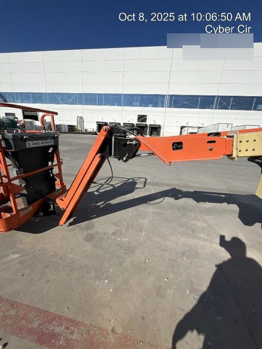 2019 JLG E400AJPN