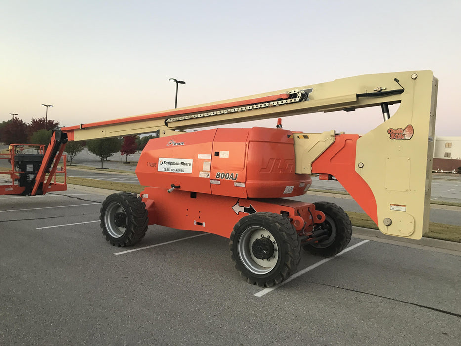 2021 JLG 800AJ