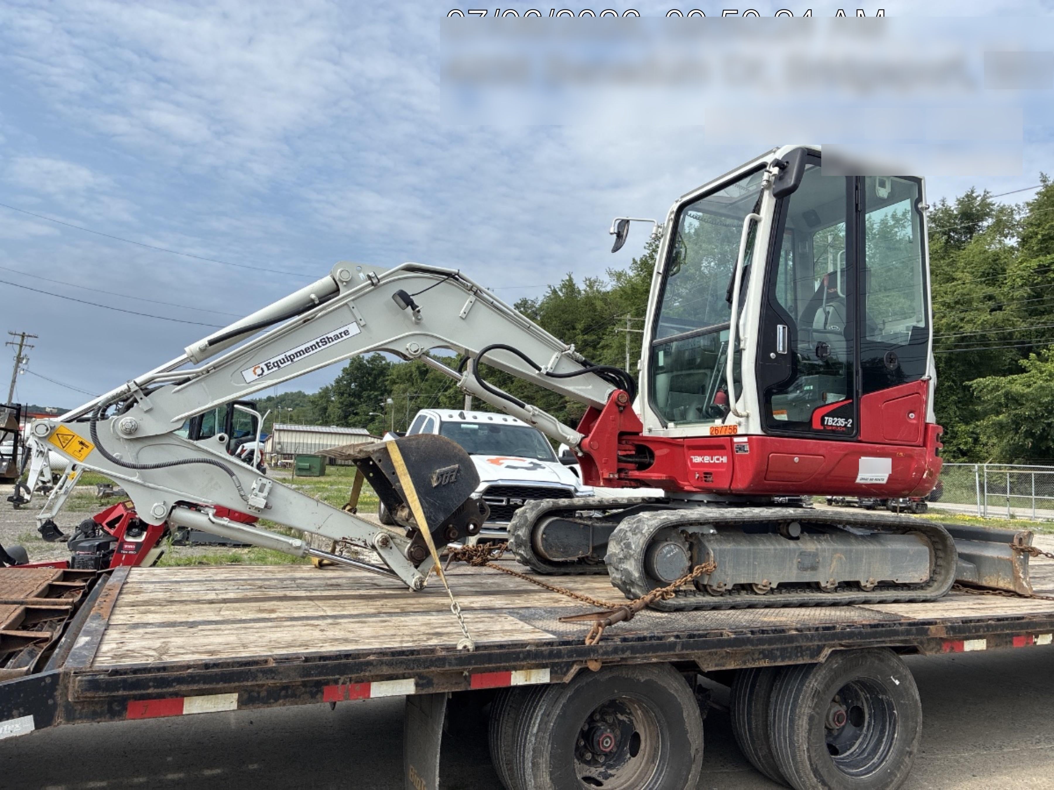 2022 TAKEUCHI TB235-2CR