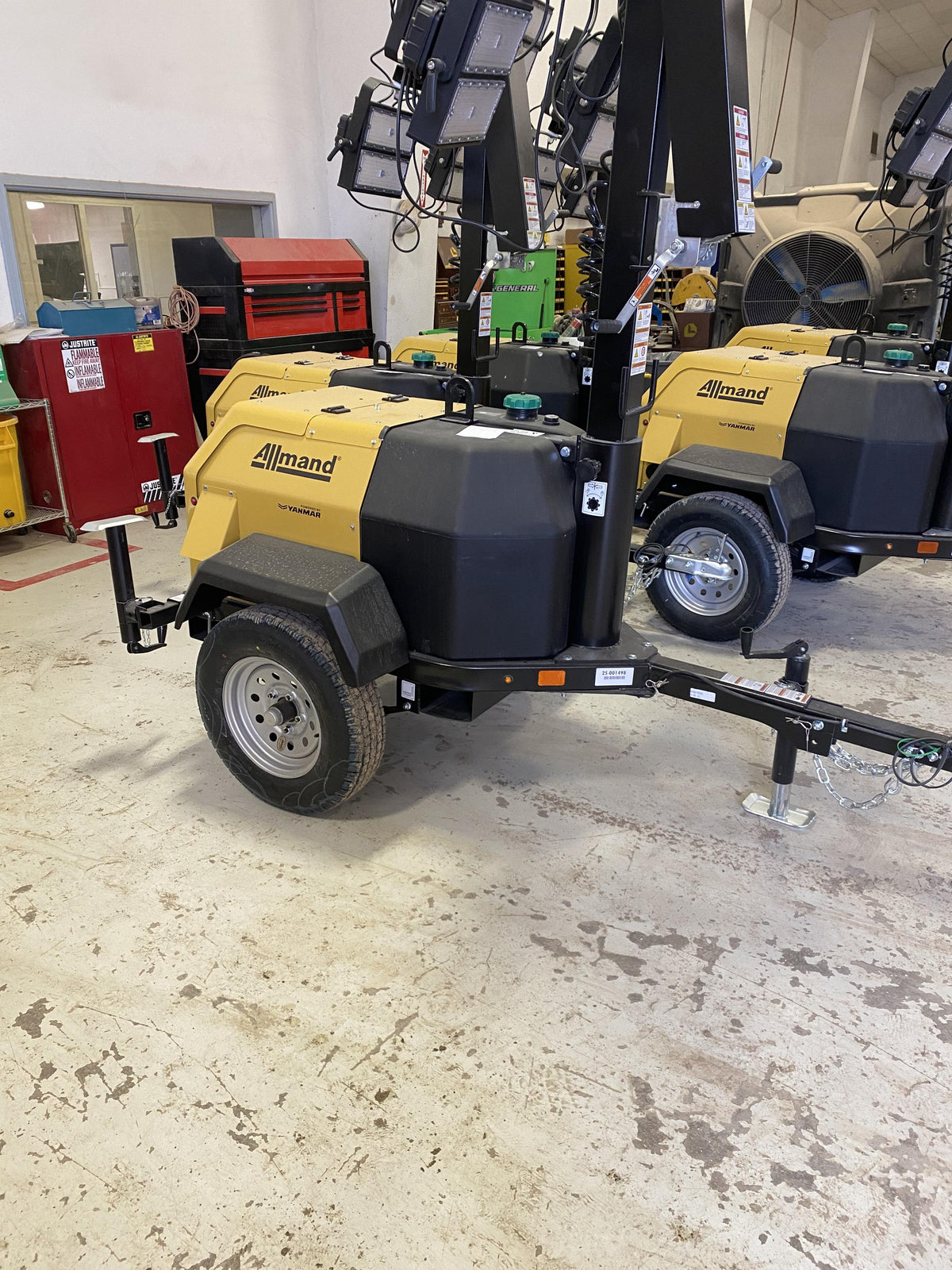 2021 ALLMAND NLV3GR