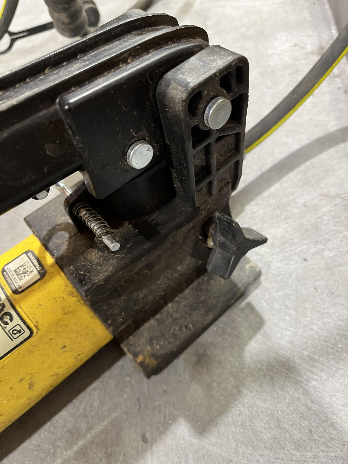 2024 ENERPAC P392