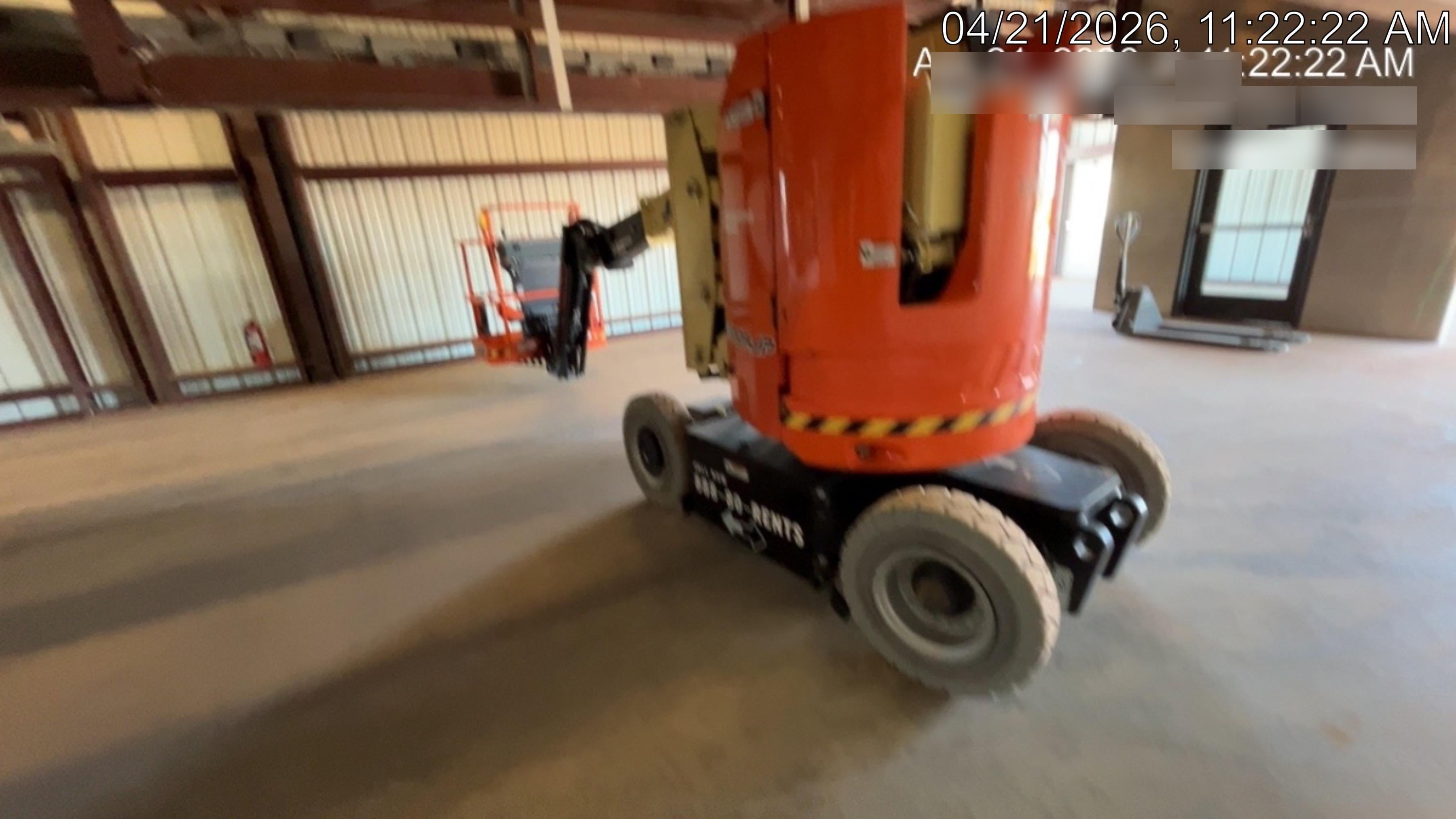 2025 JLG E300AJP